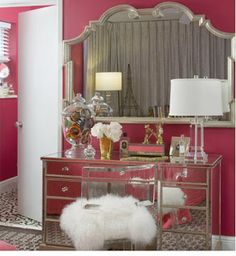 Mirrored dresser